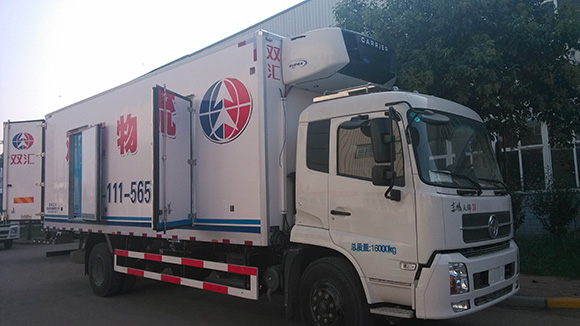 Dongfeng refrigerated truck